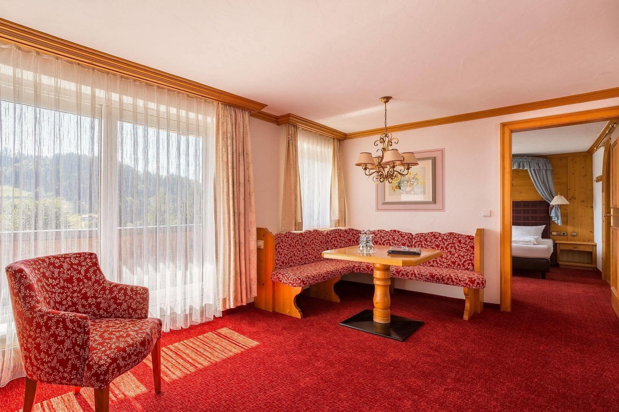 Alpenhotel Oberstdorf - Ein Rovell Hotel Εξωτερικό φωτογραφία