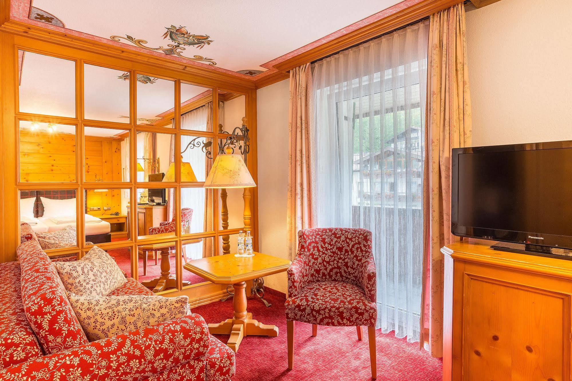 Alpenhotel Oberstdorf - Ein Rovell Hotel Εξωτερικό φωτογραφία